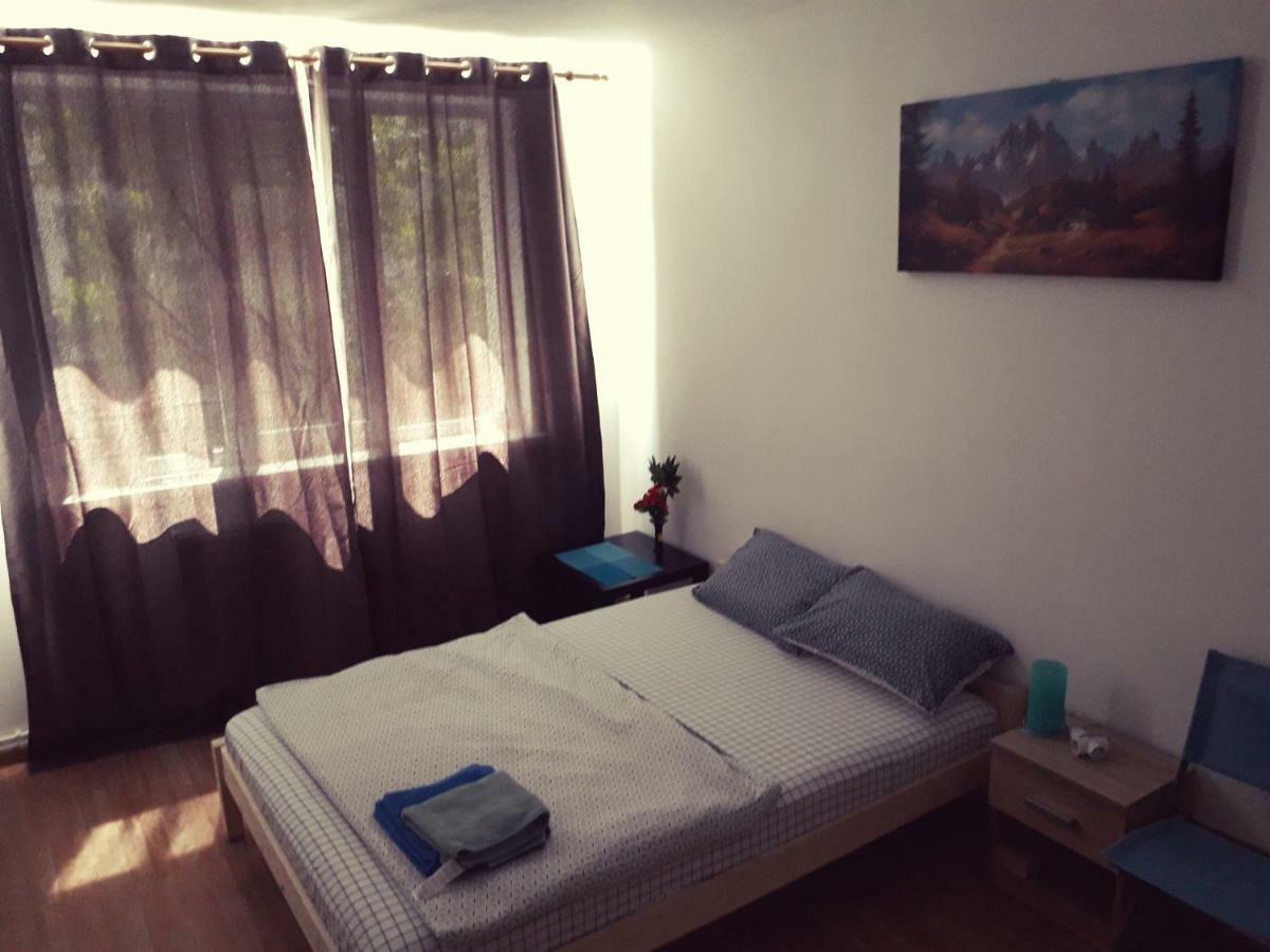 Iasi City Break Rooms Buitenkant foto