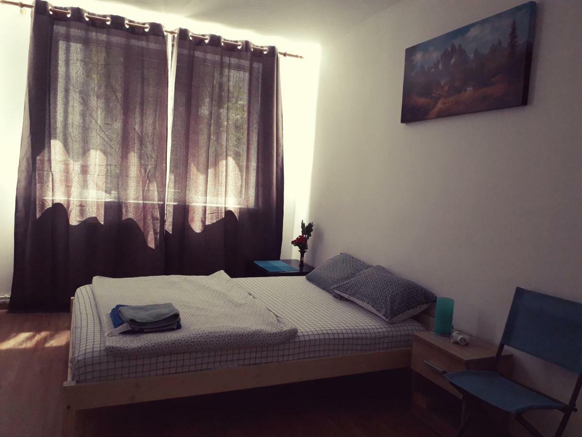 Iasi City Break Rooms Buitenkant foto